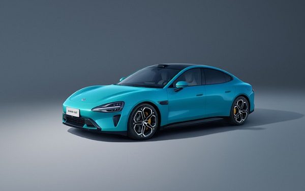 Chinese smartphone giant Xiaomi unveils first electric car