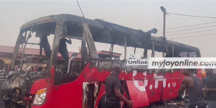 Fire outbreak at O.A. Travel and Tour station at Avenor