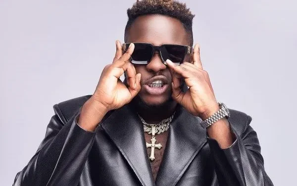 Medikal part ways with AMG record label