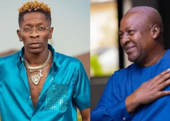 Shatta Wale apologised to John Mahama in a flight en route to London – Dr. Lawrence Tetteh reveals