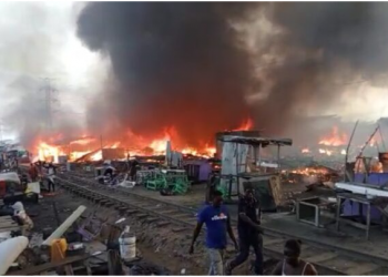 Fire destroys properties at Nkrumah Circle Railways