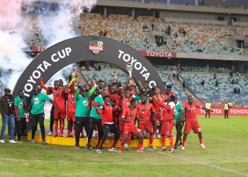 Goalkeeper Mo Camara leads Kotoko to Toyota Cup victory over Kaizer Chiefs in dramatic penalty shootout