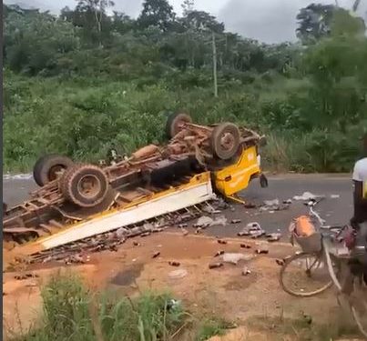 Three dead, two injured in motorcycle-truck crash in Western-North Region